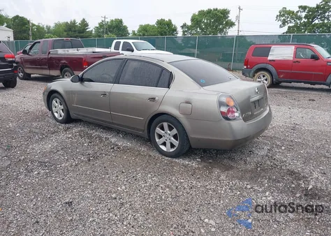2002 Nissan Altima 2.5 Sl z USA, uszkodzony, nr VIN 1N4AL11D32C114911